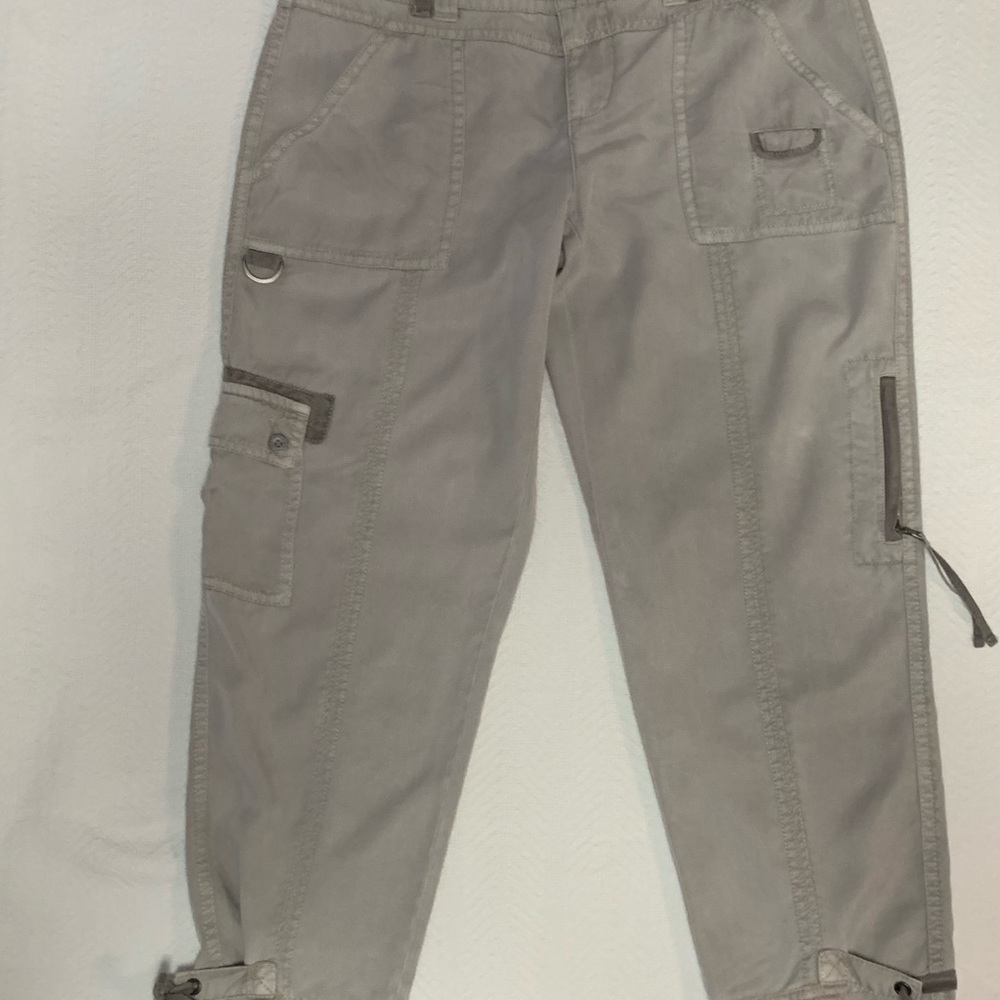 Stylish Women's Cargo Pants in Gray